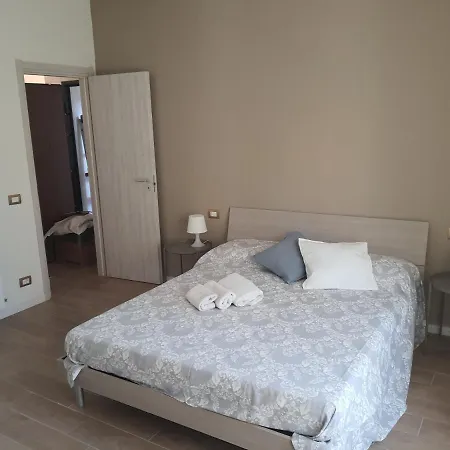 Capacelli Villa *